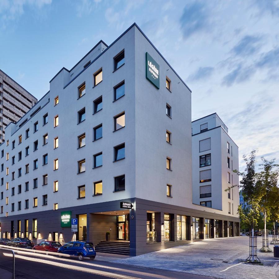Hotel LÉGÈRE EXPRESS Bielefeld Esterno foto