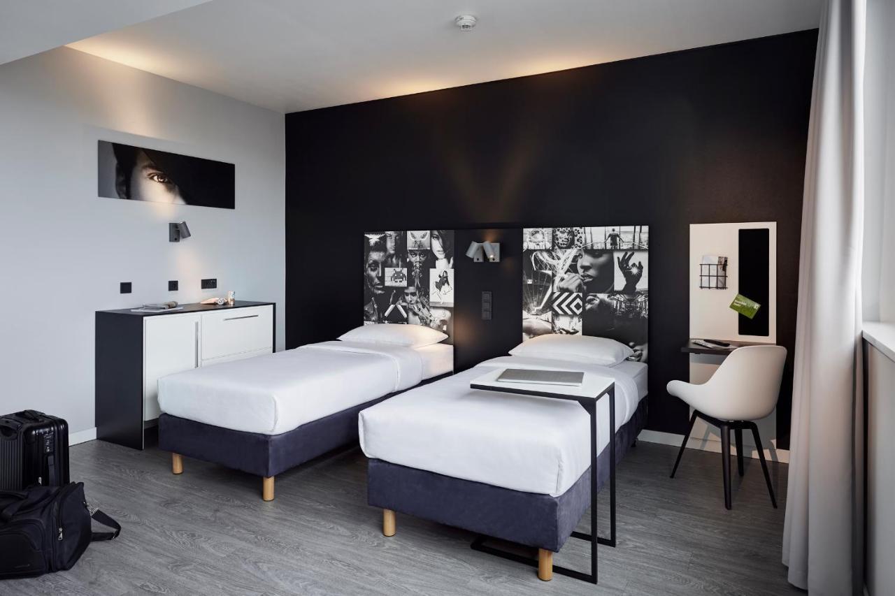 Hotel LÉGÈRE EXPRESS Bielefeld Esterno foto