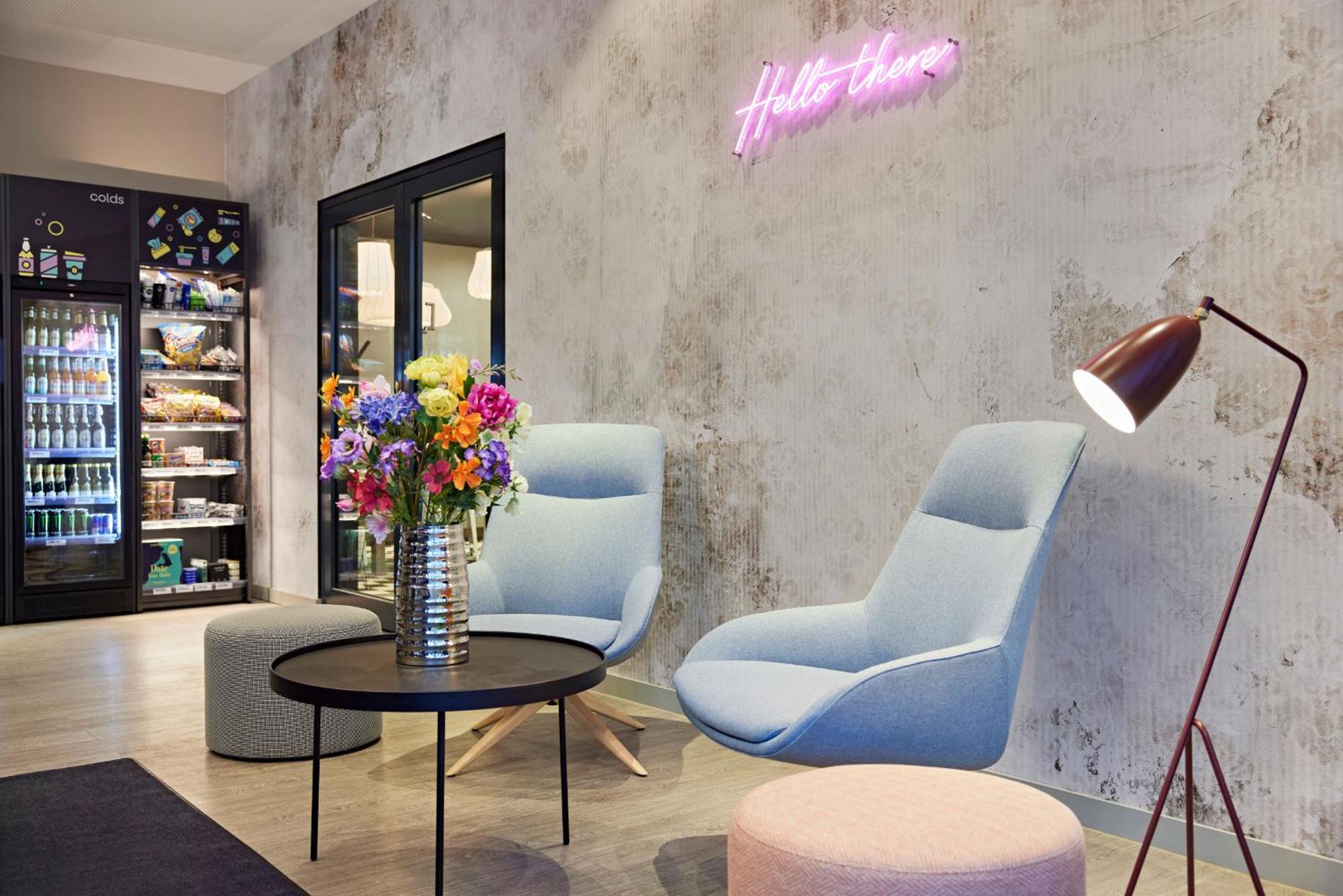 Hotel LÉGÈRE EXPRESS Bielefeld Esterno foto