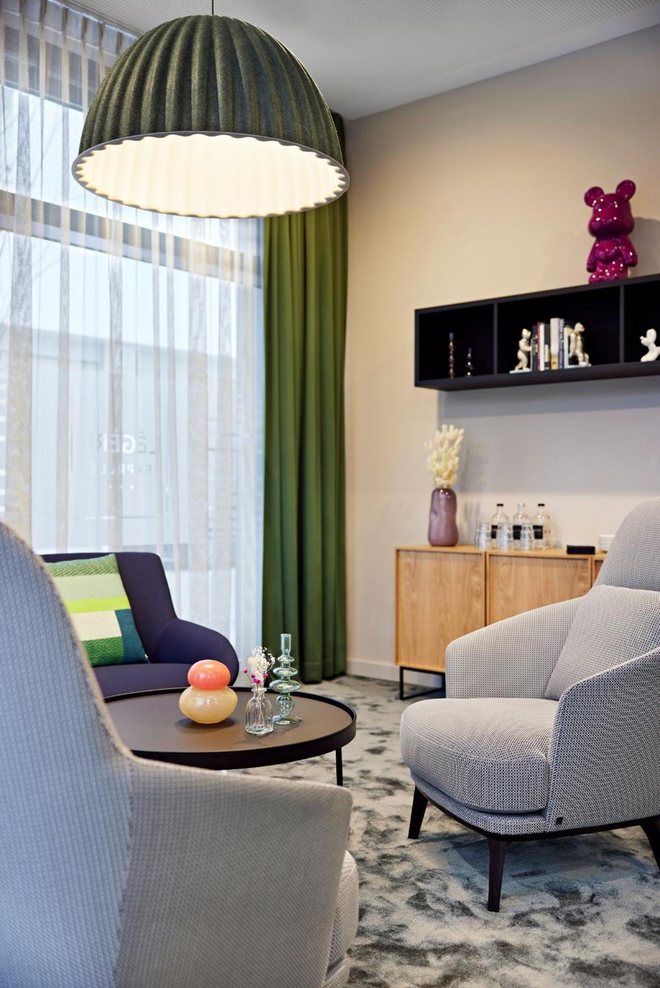 Hotel LÉGÈRE EXPRESS Bielefeld Esterno foto